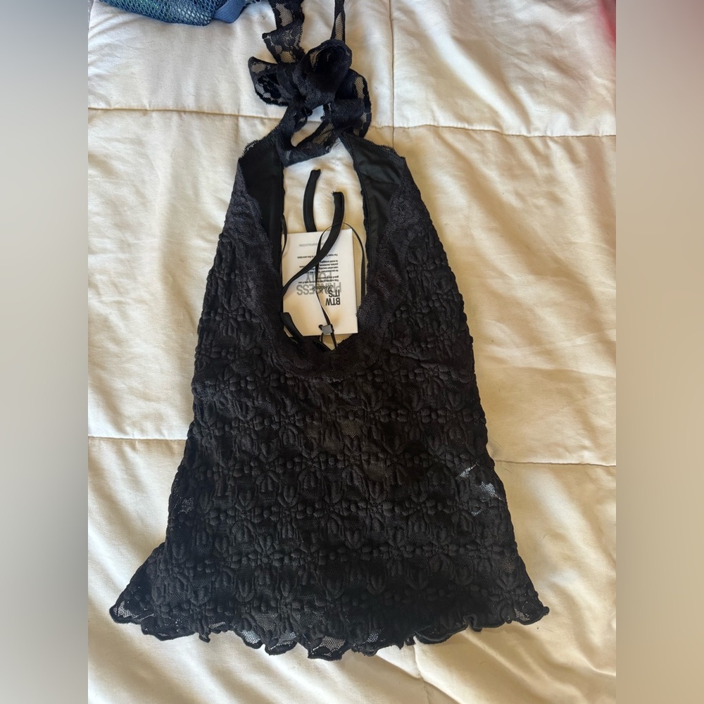 Princess Polly Halter Top